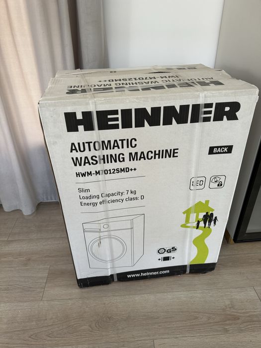 Masina de spalat haine HEINNER noua