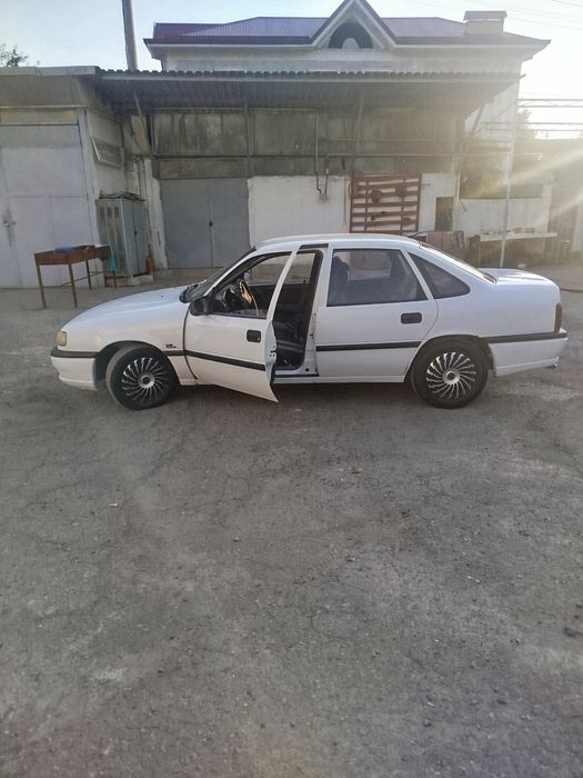 Продам Опель вектра1994.в хорошие руки