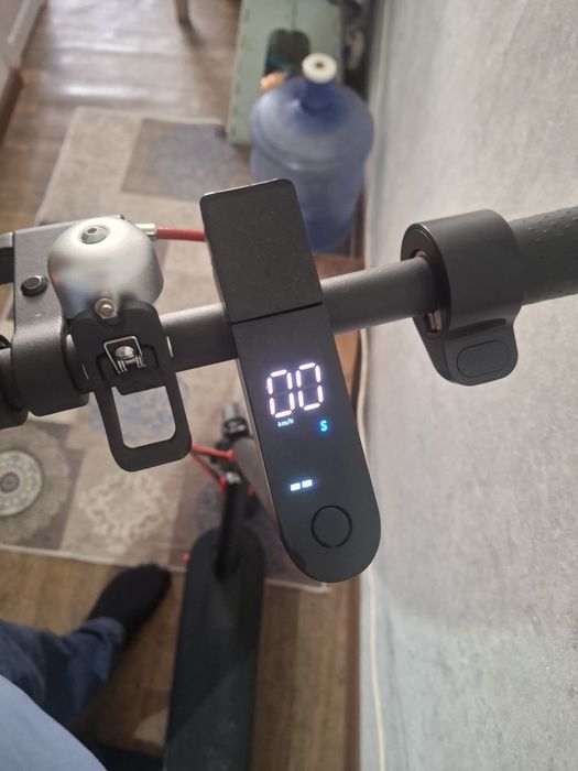 Продам электросамокат