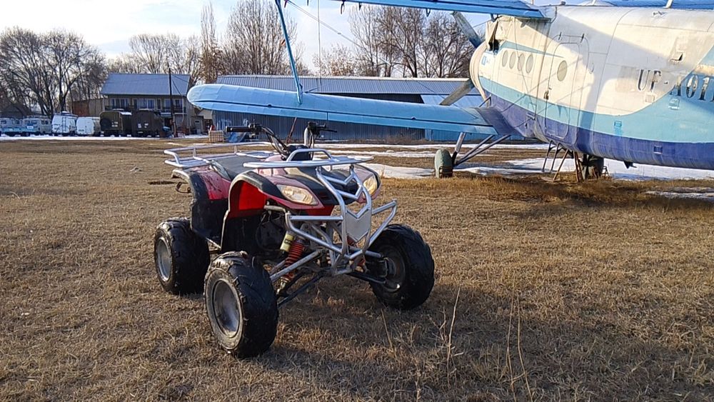 Срочно продам квадроцикл атв 200