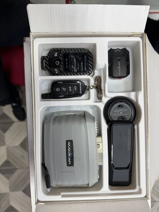 DOMINANT 909 magicar