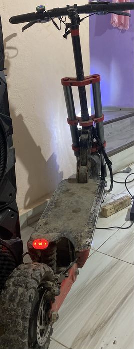 De vanzare/schimb trotineta electrica quings wing perfect functionala