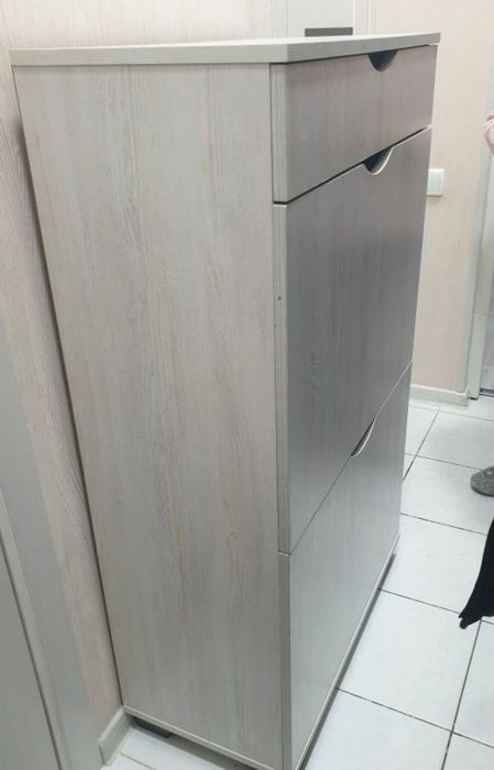 Обувной шкаф в стиле hi-tech