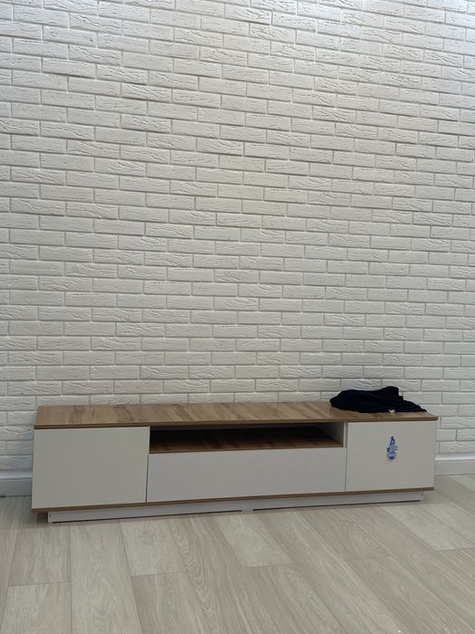 Комод в длину вместительный