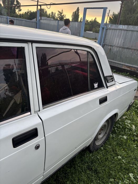Продам ваз 2105 в хорошом состояние