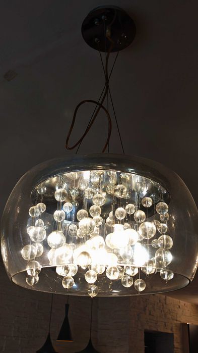 Атрактивни висящи осветителни тела - 2 бр.