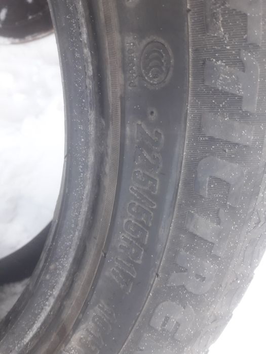 Продам два баллона на 17