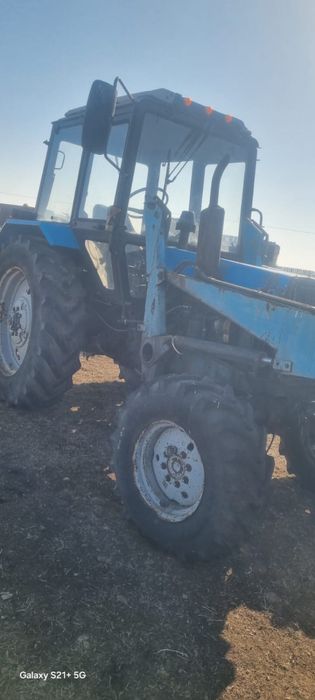 Продается трактор колесный