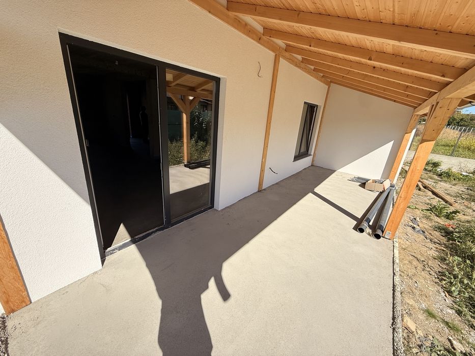 Casa tip Duplex in Ipotesti / Lisaura / 130 mp utili / 260 mp teren