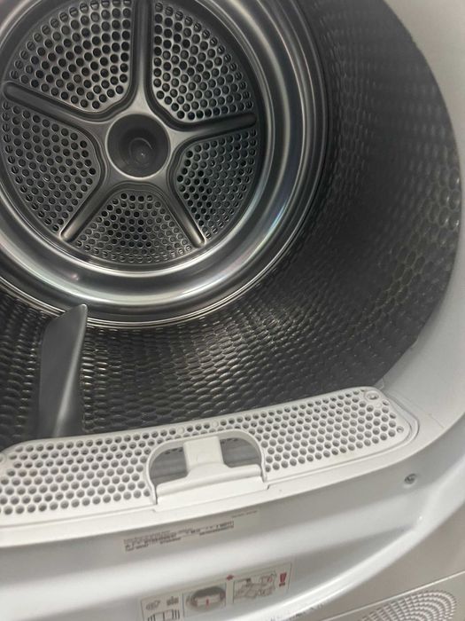 Сушилня Bosch WTW845W0 Свободностояща Зареждане отпред 8 кг A+++