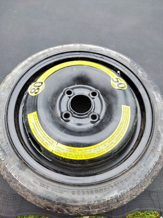 Резервна гума (патерица).