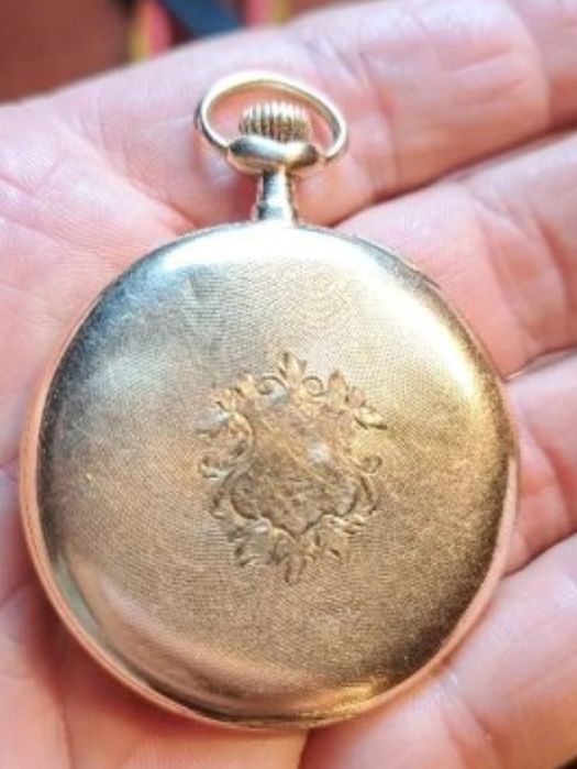 Златен джобен часовник Longines