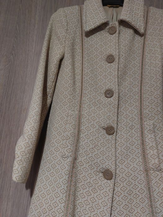 Pardesiu Stefanel, marimea 36, model deosebit