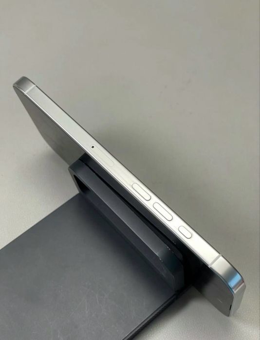 iphone16pro max 256gb 95%