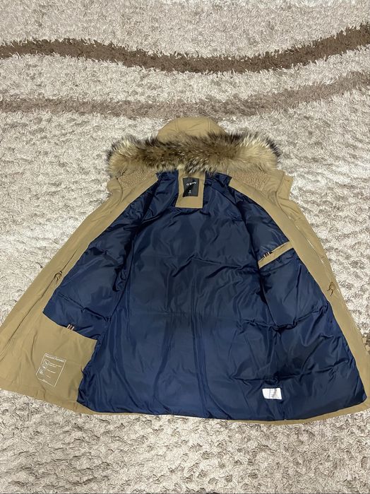 Продам  мужской пуховик