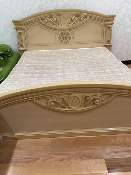 Спальная гарнитура