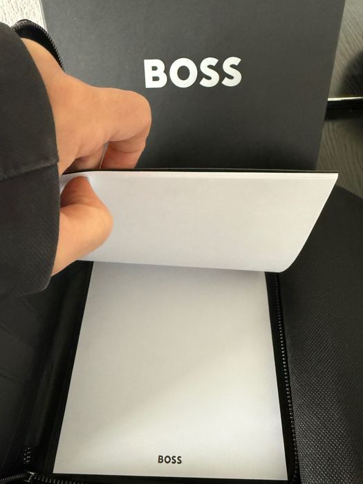Hugo boss конферентна папка