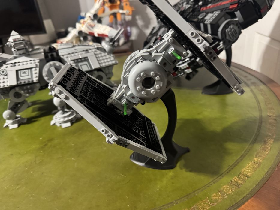 Стойка за LEGO (много опции)