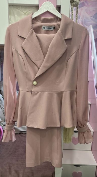 Продам женскую одежду, одевали один раз