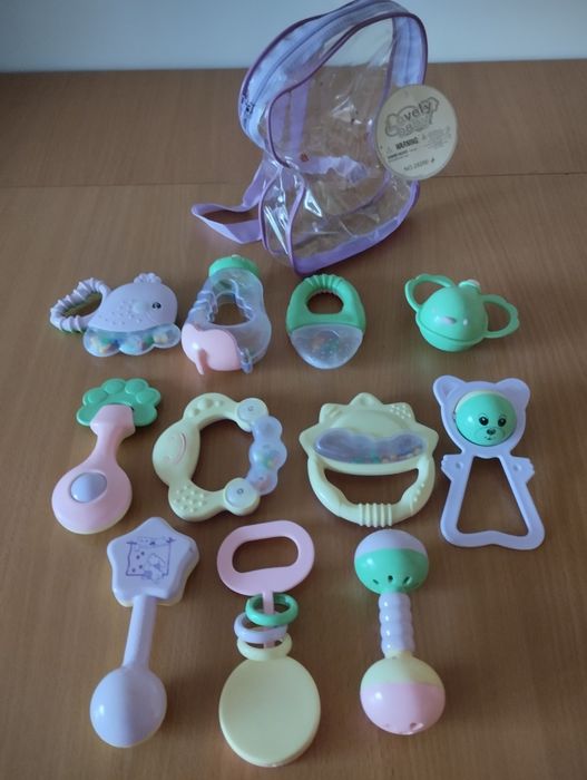 Детские игрушки .