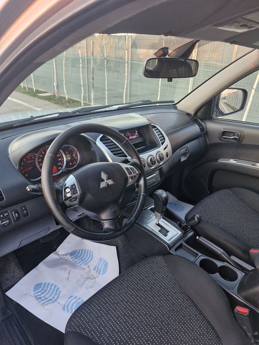 Mitsubishi L200,automat,178 cp,TVA deductibil