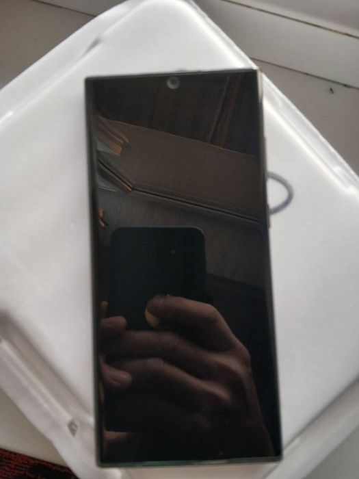 Galaxy s22 ultra 12/256 obmen faqat  s24 ultraga