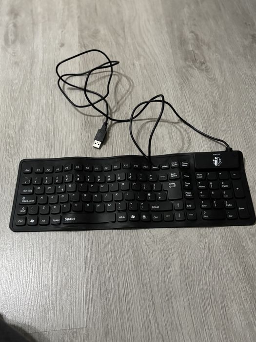 Tastatura portabila pliabila