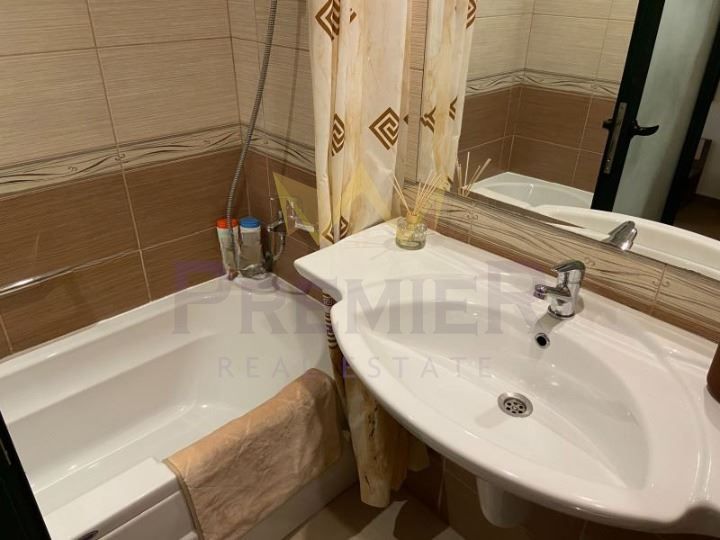 Дава се под наем Едностаен апартамент в к.к. Св.Св. Константин и Елена - 32 кв.м за 357 € - Снимка #10