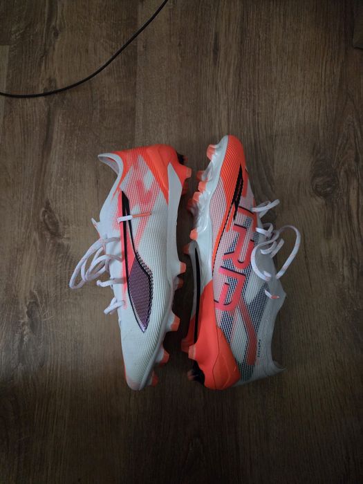 Ghete fotbal puma ultra ultimate noi marimea 44