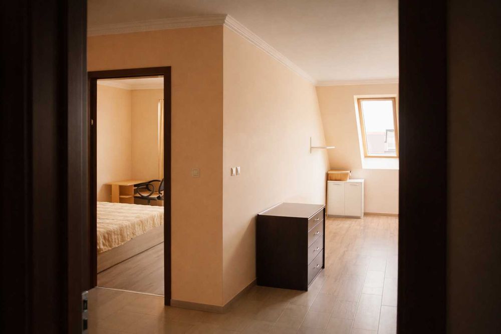 Дава се под наем Двустаен апартамент в София, Редута - 55 кв.м за 568.14 € - Снимка #2