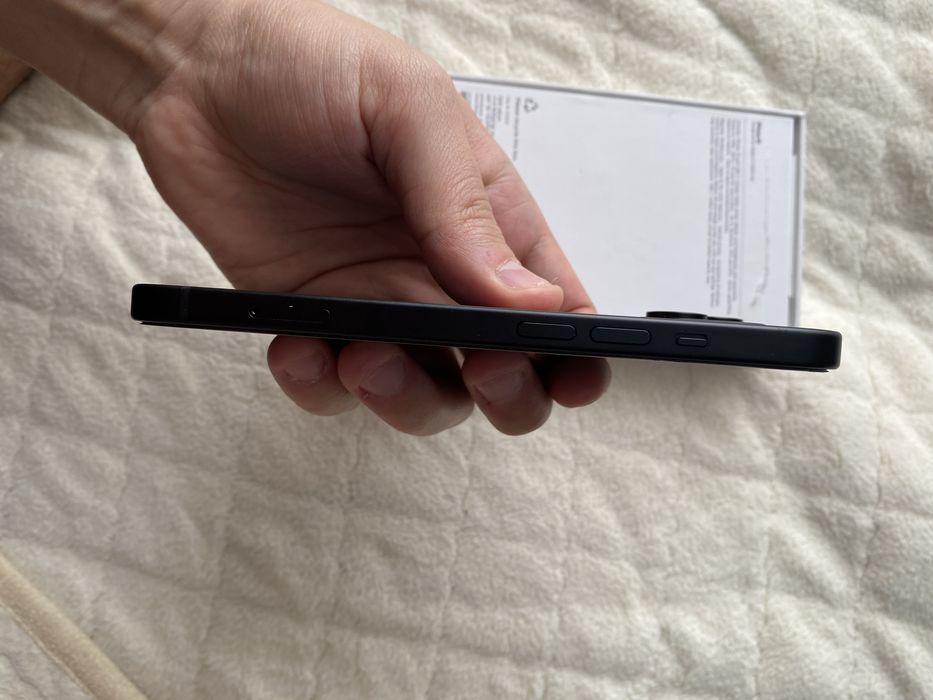 Iphone 15 256g. Продаю срочно