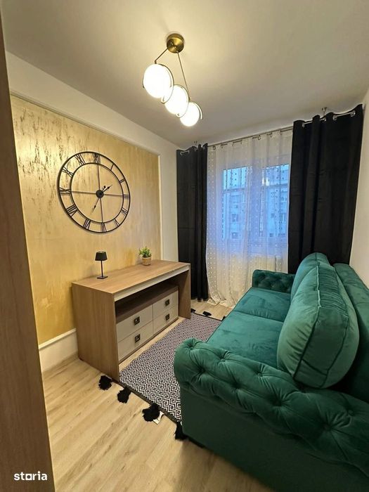 De vanzare apartament cu 3 camere și balcon, renovat,mobilat și utilat