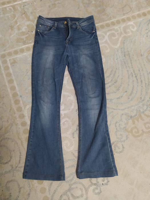 Джинсы клёш в стиле 1990x