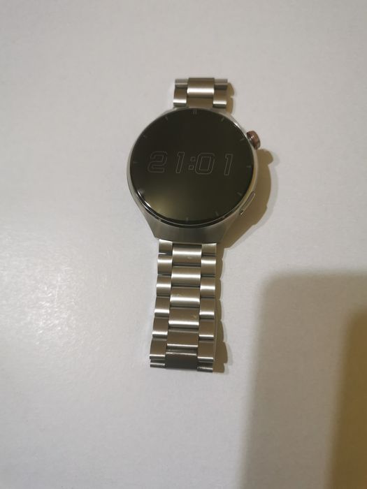Vând smartwatch Huawey Watch 4 pro, curea piele