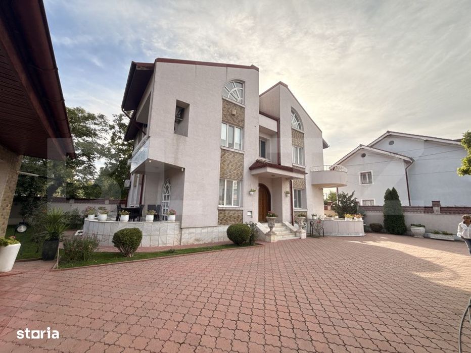 Casa premium, ultracentrala  cu piscina si 1249 mp teren.