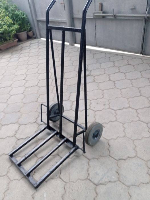 Продам тележку за 35000