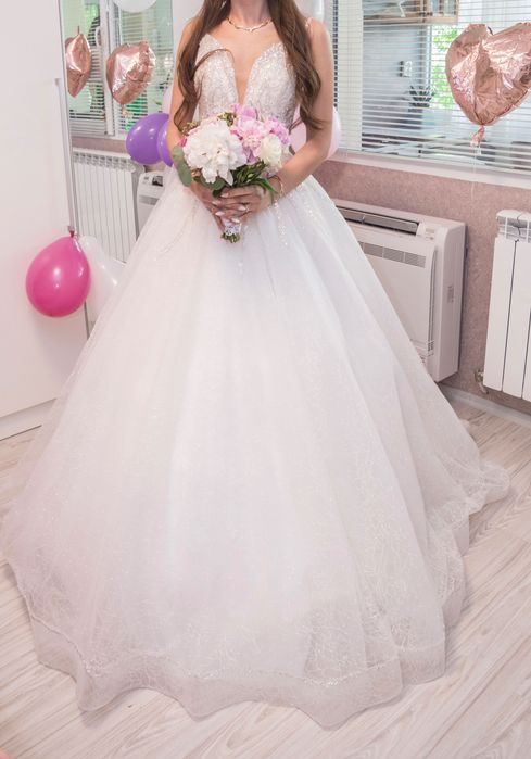 Булчинска рокля.