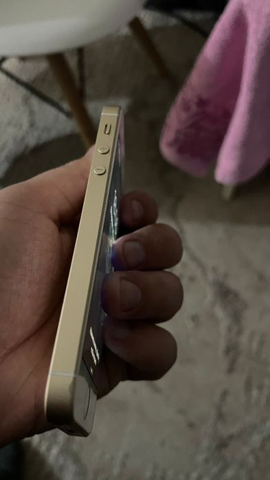 айфон 5 с срочно продам