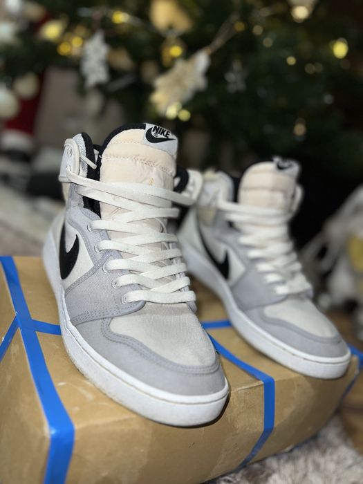 Jordan 1 High / alb cu gri