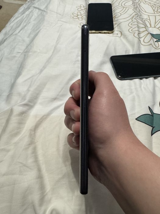 Samsung A71 // самсунг а71