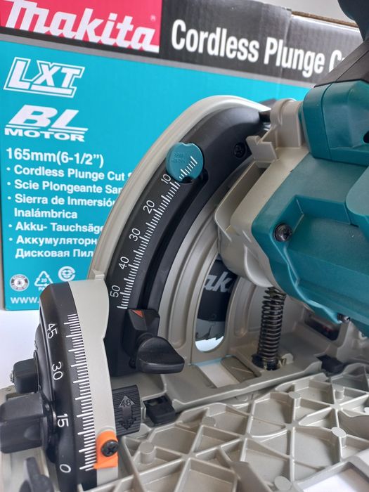 Акумулаторна Циркуляр Makita DSP600Z