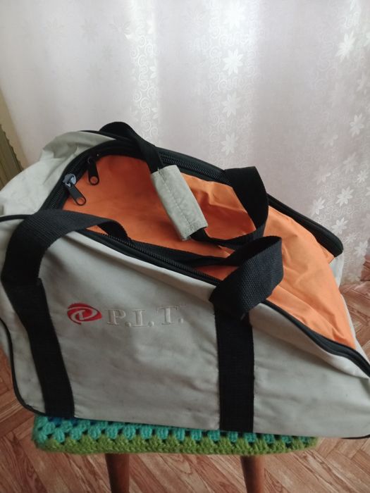 Сумки спортивные и дорожные