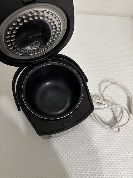 Продам мультиварку