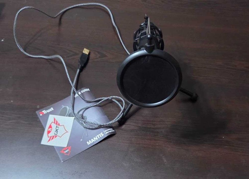 Trust GXT 232 Mantis USB стрийминг микрофон с кутия