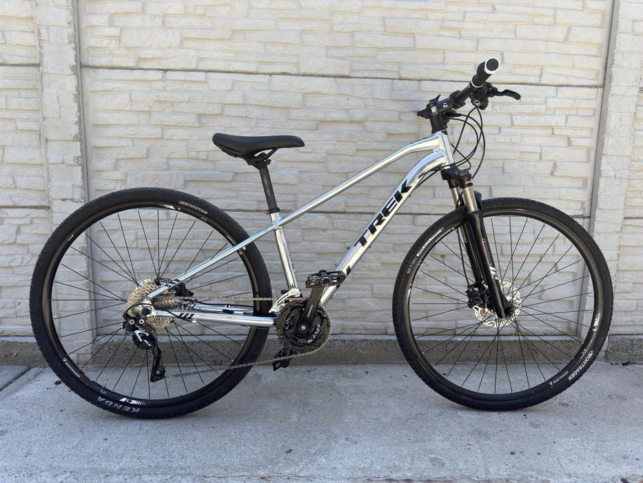 Vand / Schimb Bicicleta Trek 28”