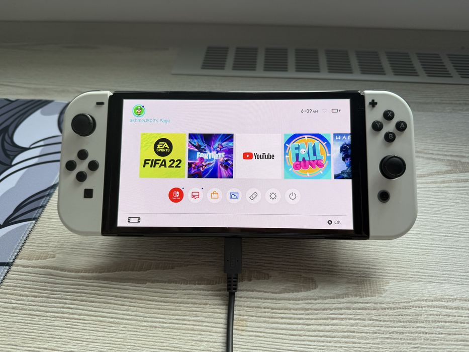 Nintendo Switch OLED (White) HEG-001 полный клмплект