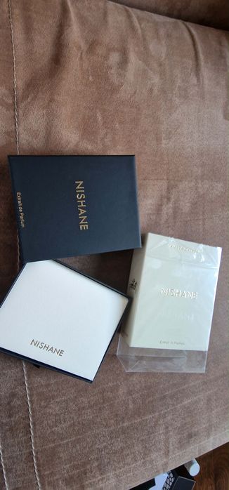 Продавам Nishane Ambra Calabria Extrait de Parfum