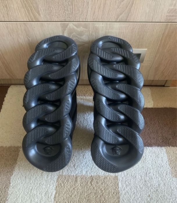 Versace Chain reaction  300,50ron avans