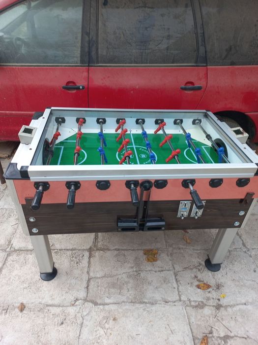 Професионални джаги, най-различни, работещи с монети и жетони.