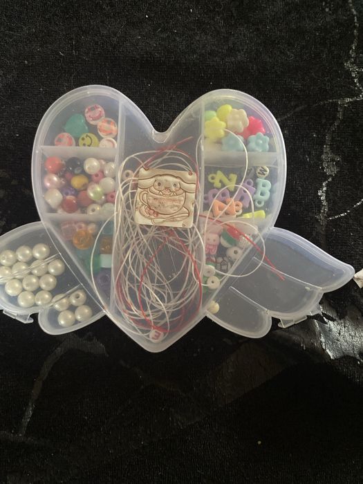 Продавам мъниста